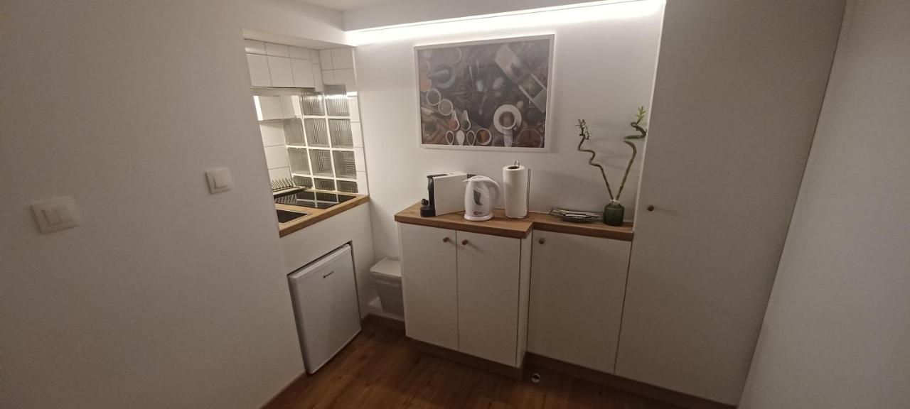 The Owl Nest Modern And Cozy Place In The Historical Center * Athen